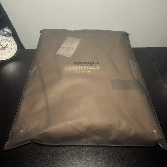 Essentials fear of god relaxed crewneck size xxs - Picture 3 of 4